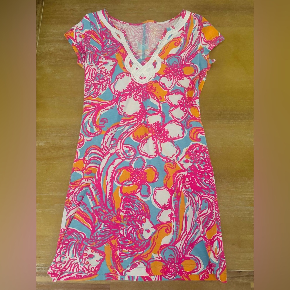 Lilly Pulitzer T-Shirt Dress Size Small